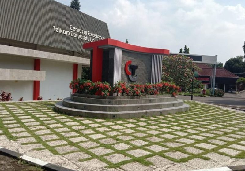 Desain-Monumen-Telkom-Corporate2